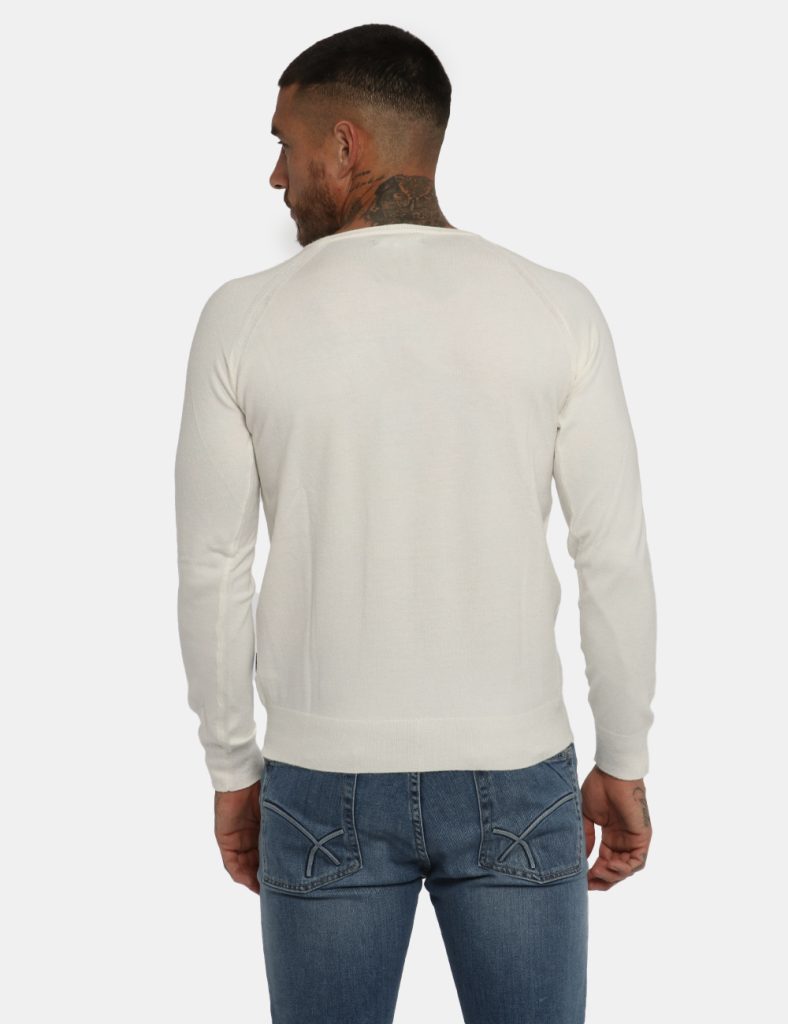 Maglione Bianco Yes Zee - COMPOSIZIONE E VESTIBILITÀ:30% poliammide 31% acrilica 20% lana 11% poliestereIl modello è alto 17