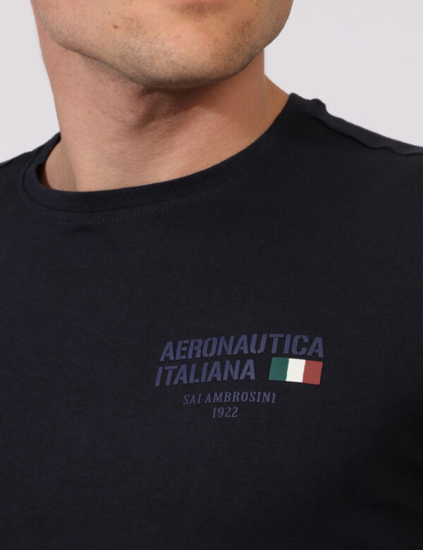 T-shirt Aeronautica Italiana Blu - T-shirt a maniche lunghe su base blu navy con stampa logo brand in tinta ad altezza cuore