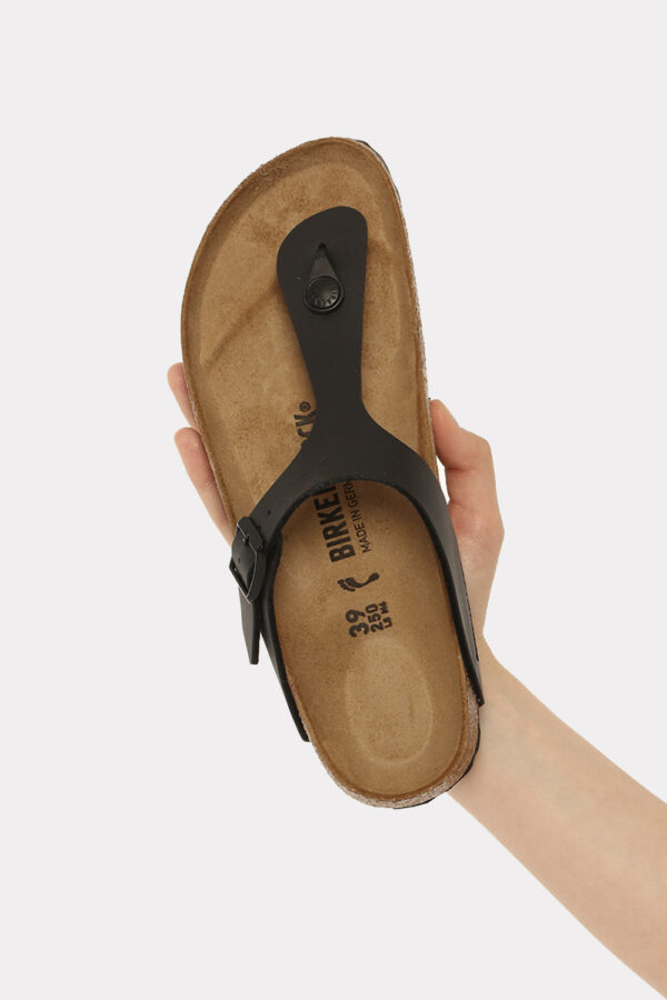 Sandali Birkenstock nere - COMPOSIZIONE E VESTIBILITÀ:Materiali tessili e altre materieLa modella calza il numero 39 e la ca