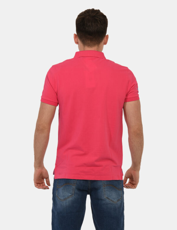 Polo U.S. Polo Assn. Rosa - Polo classica in total rosa intenso con patch logo brand ricamato in azzurro ad altezza cuore, p