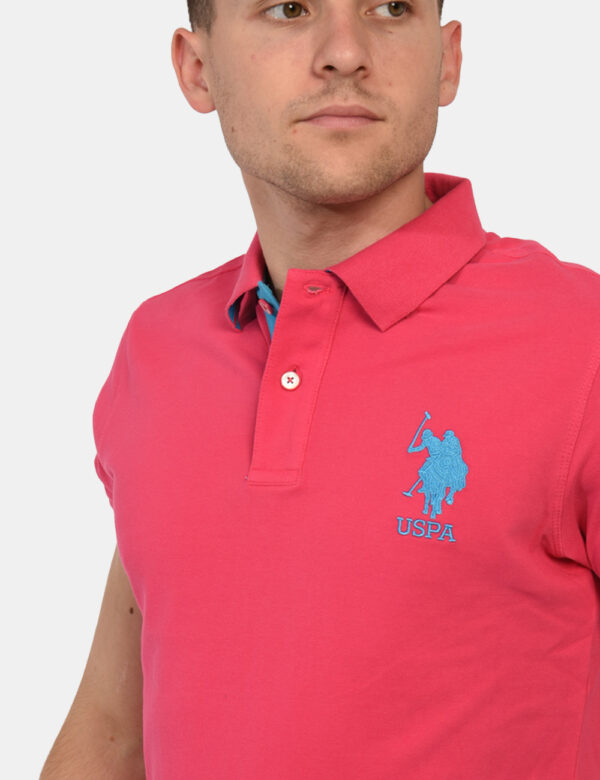 Polo U.S. Polo Assn. Rosa - Polo classica in total rosa intenso con patch logo brand ricamato in azzurro ad altezza cuore, p