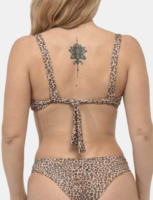 Top Sundek Marrone - Costume modello bikini a fascia semirigido in total animalier con spalline. La vestibilità è morbida e