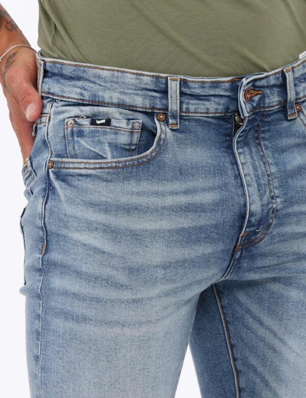 Jeans Gas Jeans - Jeans chiaro Gas slim fit, modello cinque tasche. Indossalo per non sbagliare mai!