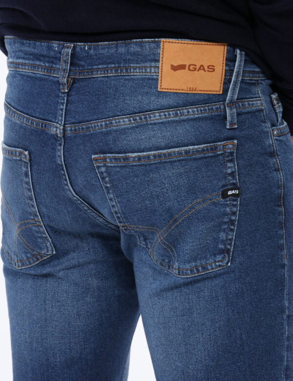 Jeans Gas Jeans - Jeans Gas slim fit, modello cinque tasche. Indossalo per non sbagliare mai!