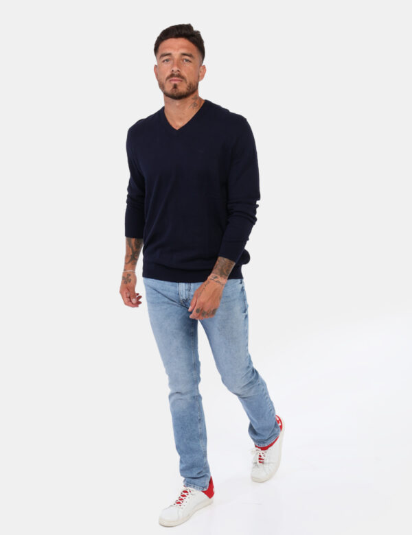 Jeans Gas Jeans - Jeans nero Gas slim fit, modello cinque tasche. Indossalo per non sbagliare mai!