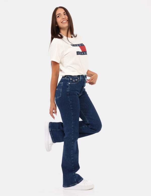 Jeans TOMMY HILFIGER Jeans - Jeans in total blu denim dark con tasche sagomate sul fronte e tasche a toppa sul retro. La ves