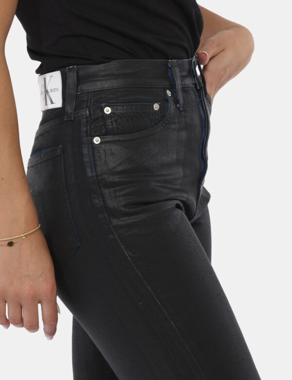 Jeans Calvin Klein Nero - Cod. art. J20J222431 B CVVi ricordiamo che tutti i nostri articoli sono originali.