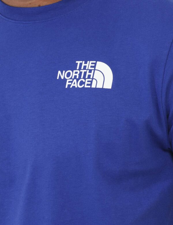 T-shirt The North Face Blu - Cod. art. NF0A8AZR D CVVi ricordiamo che tutti i nostri articoli sono originali.