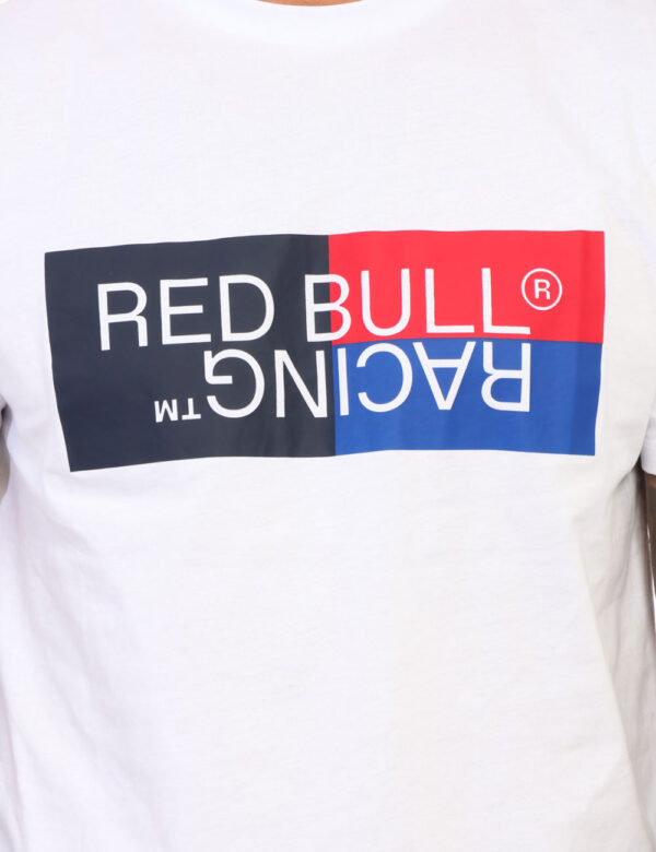 T-shirt Red Bull Bianco - Questa t-shirt Red Bull Racing x Pepe jeans a maniche corte è un pezzo iconico per chi ama un look