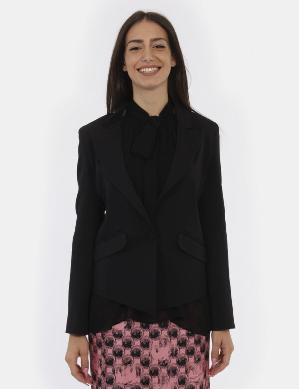 Blazer Manila Grace Nero - L’articolo appartiene al campionario esclusivo di stagione: pezzo unicoCod. art. G425VU A CVVi ri