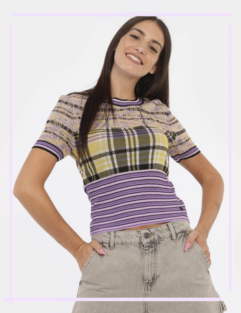 Maglie da donna a manica corta - Maglia DESIGUAL Viola