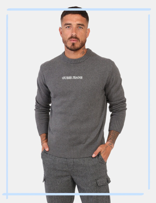 Maglione Guess Grigio - L’articolo appartiene al campionario esclusivo di stagione: pezzo unicoCod. art. M4BR31Z3HM1 GS CVVi