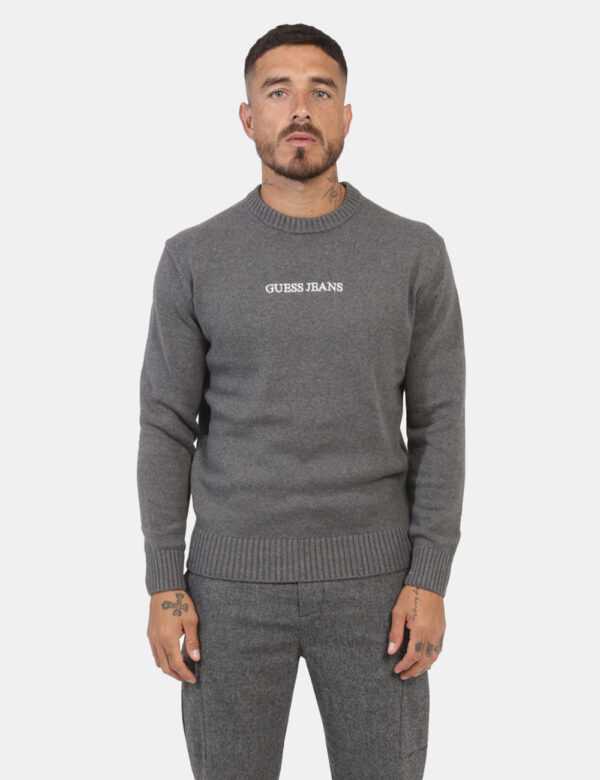 Maglione Guess Grigio - L’articolo appartiene al campionario esclusivo di stagione: pezzo unicoCod. art. M4BR31Z3HM1 GS CVVi