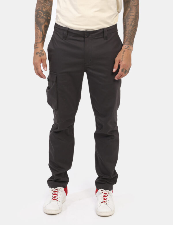 Pantaloni cargo Timberland Nero - L’articolo appartiene al campionario esclusivo di stagione: pezzo unicoCod. art. TB0A62N7