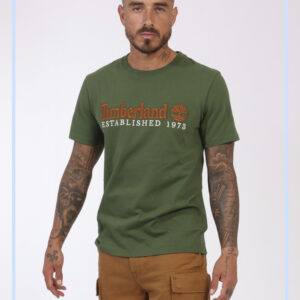 T-shirt Timberland Verde - L’articolo appartiene al campionario esclusivo di stagione: pezzo unicoCod. art. TB0A6SE1 B CVVi