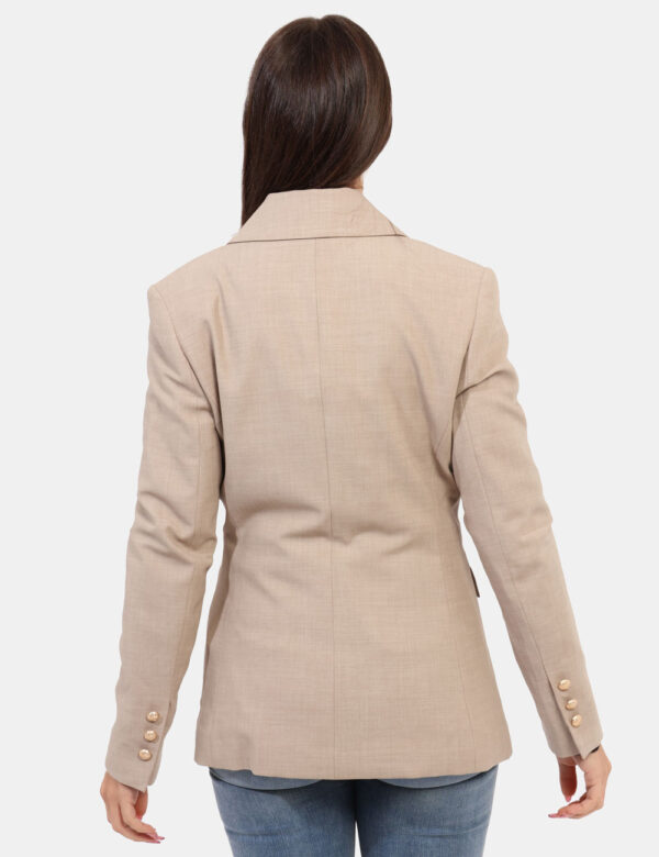 Blazer Yes Zee Beige - Blazer elegante con revers classici e abbottonatura con bottoni dorati, che aggiungono un tocco sofis