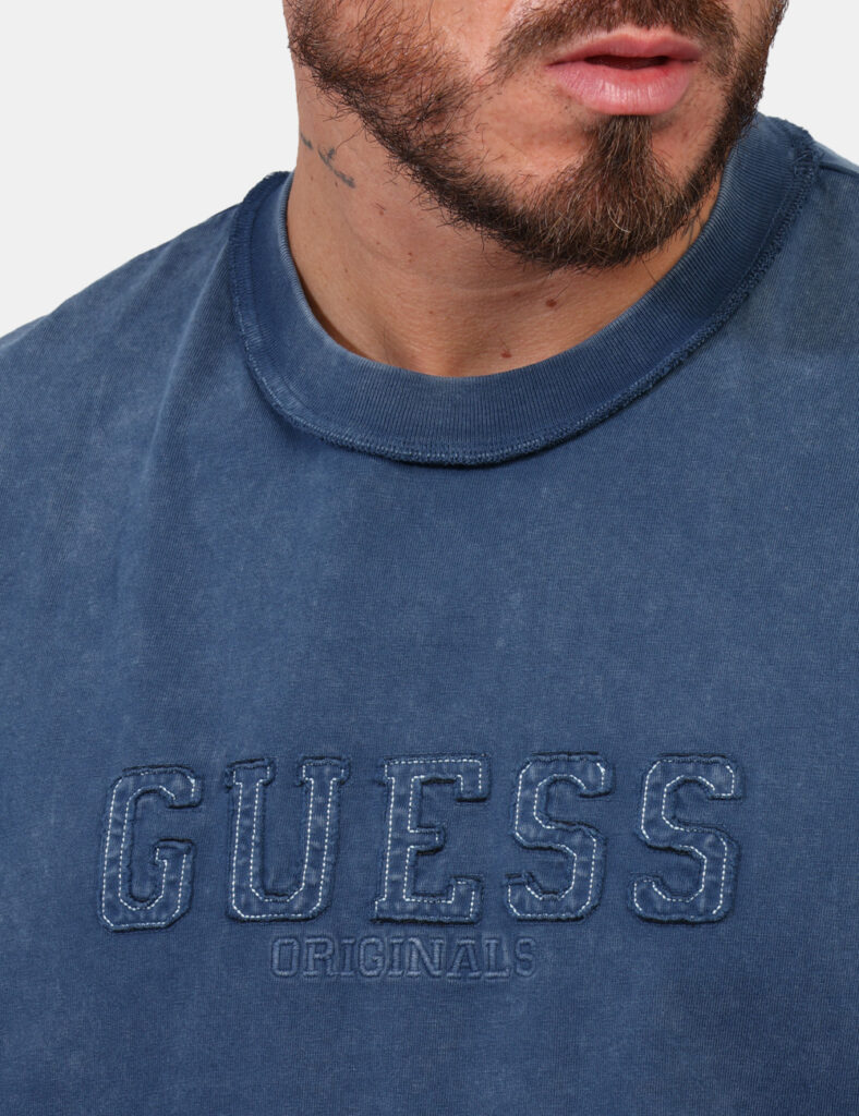 T-shirt taglia L Guess Blu