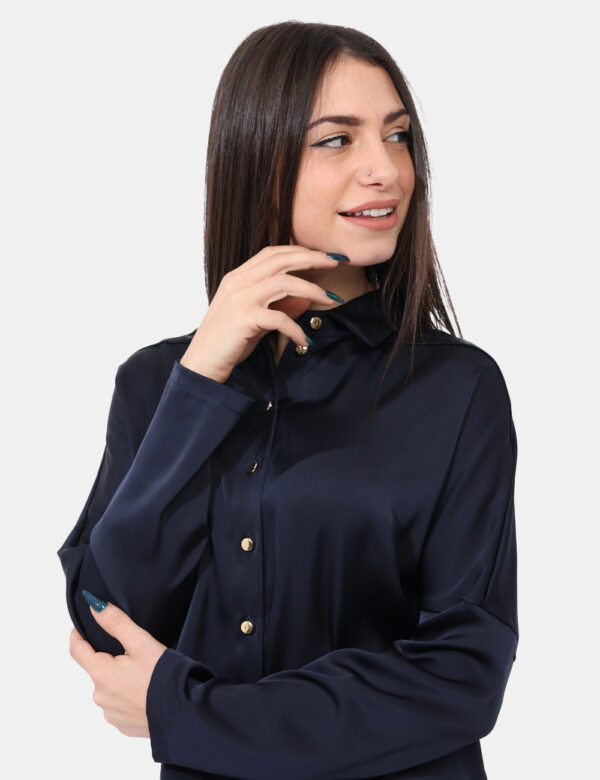 Blusa Sandro Ferrone Blu - Cod. artS22YBELIVIA 2SVVi ricordiamo che tutti i nostri articoli sono originali.