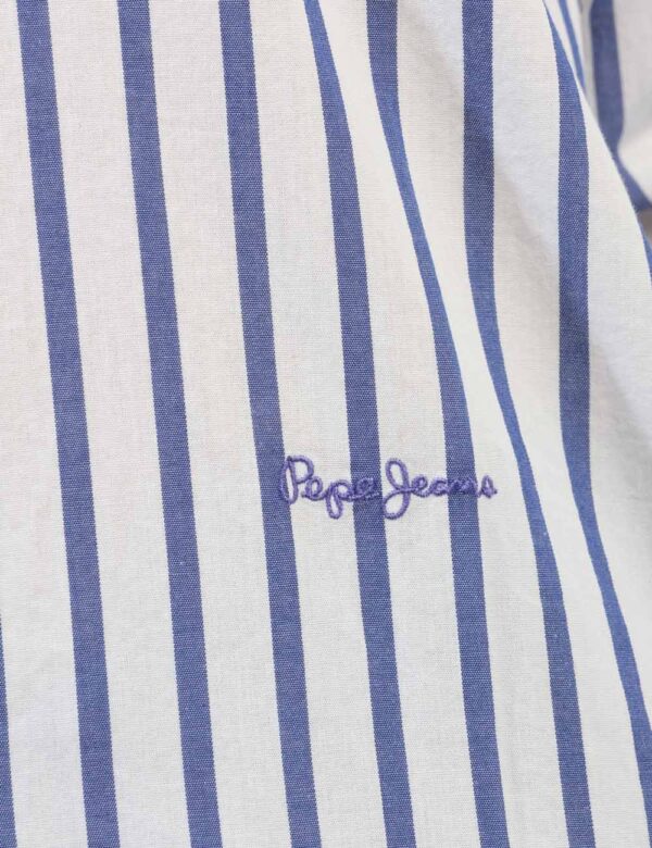 Camicia Pepe Jeans Bianco - Camicia classica rigata su base bianca con righine blu. La vestibilità è morbida e pratica grazi