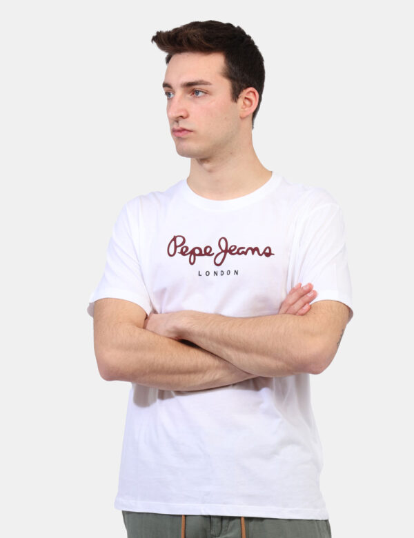 T-shirt Pepe Jeans Bianco - T-shirt classica in total bianco con stampa logo brand bordeaux. La vestibilità è morbida e rego