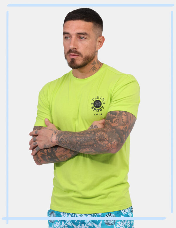 T-shirt Plein Sport Verde taglia M - L’articolo appartiene al campionario esclusivo di stagione: pezzo unico.Cod. art. PS25M