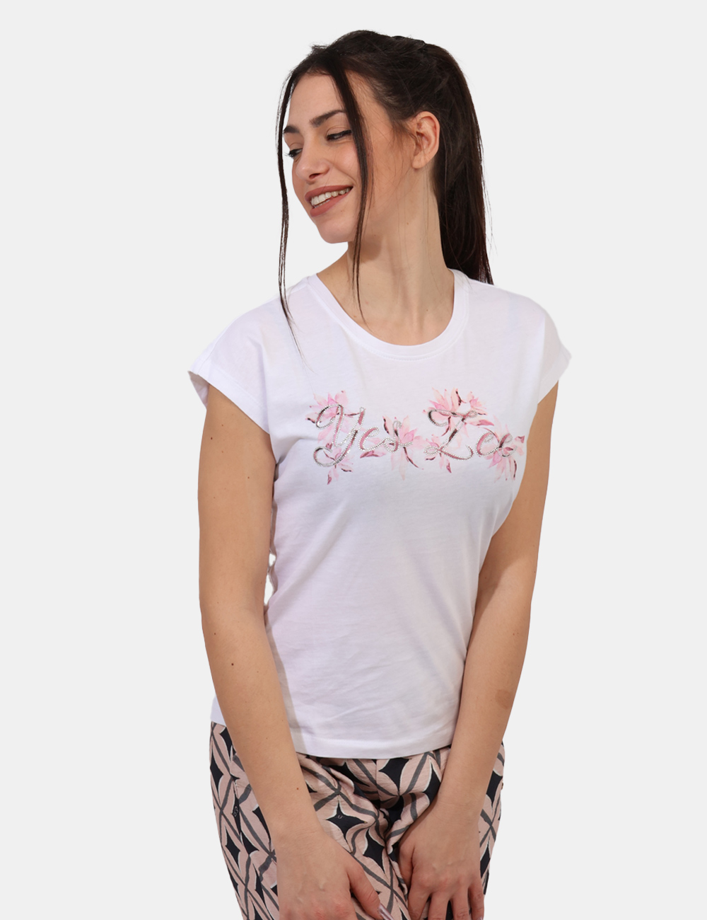 T-shirt Yes Zee Bianco - T-shirt classica su base bianca con stampa tendente al rosa arricchita da glitter argentati. La ves